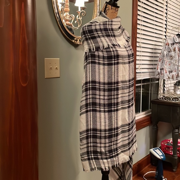 ModCloth wrap - Picture 4 of 7